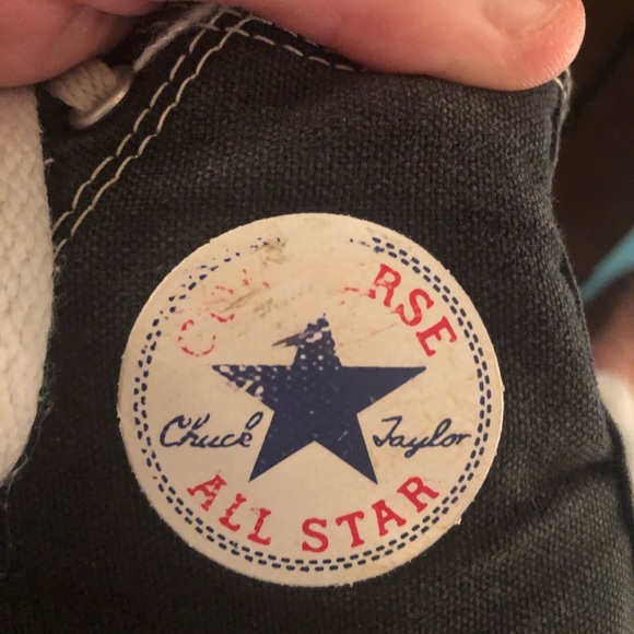 Vintage CONVERSE ALL STAR black high tops. - Picture 2 of 7